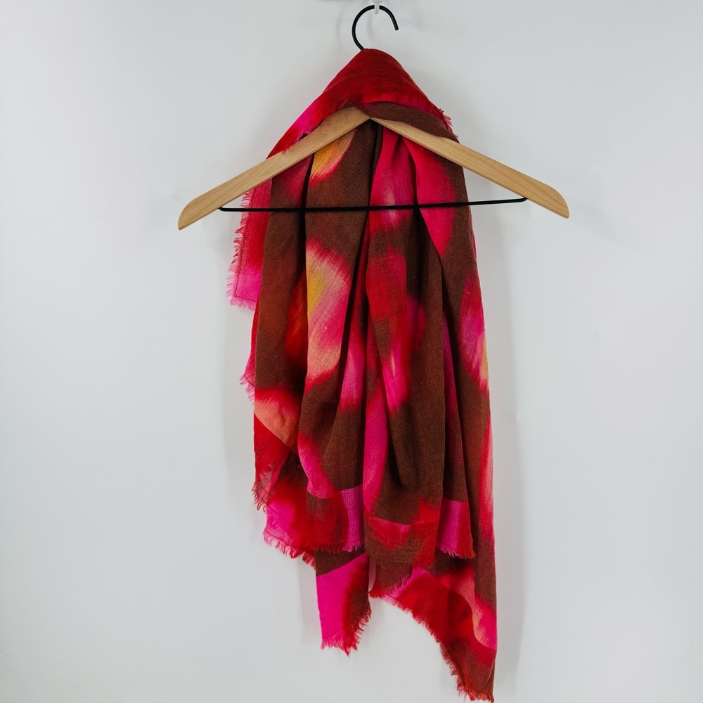 CLEARANCE Nordstrom NWT Pink Brown‎ Pink Rose Artistic Spots Scarf Tissue Weight - Picture 3 of 8